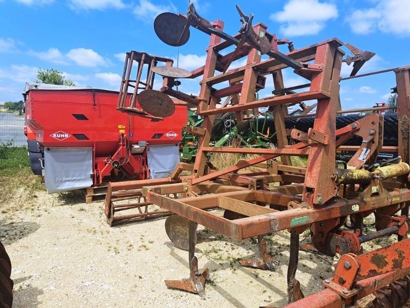 Grubber del tipo Rau POLYMAG, Gebrauchtmaschine en SAINT-GERMAIN DU PUY (Imagen 4)