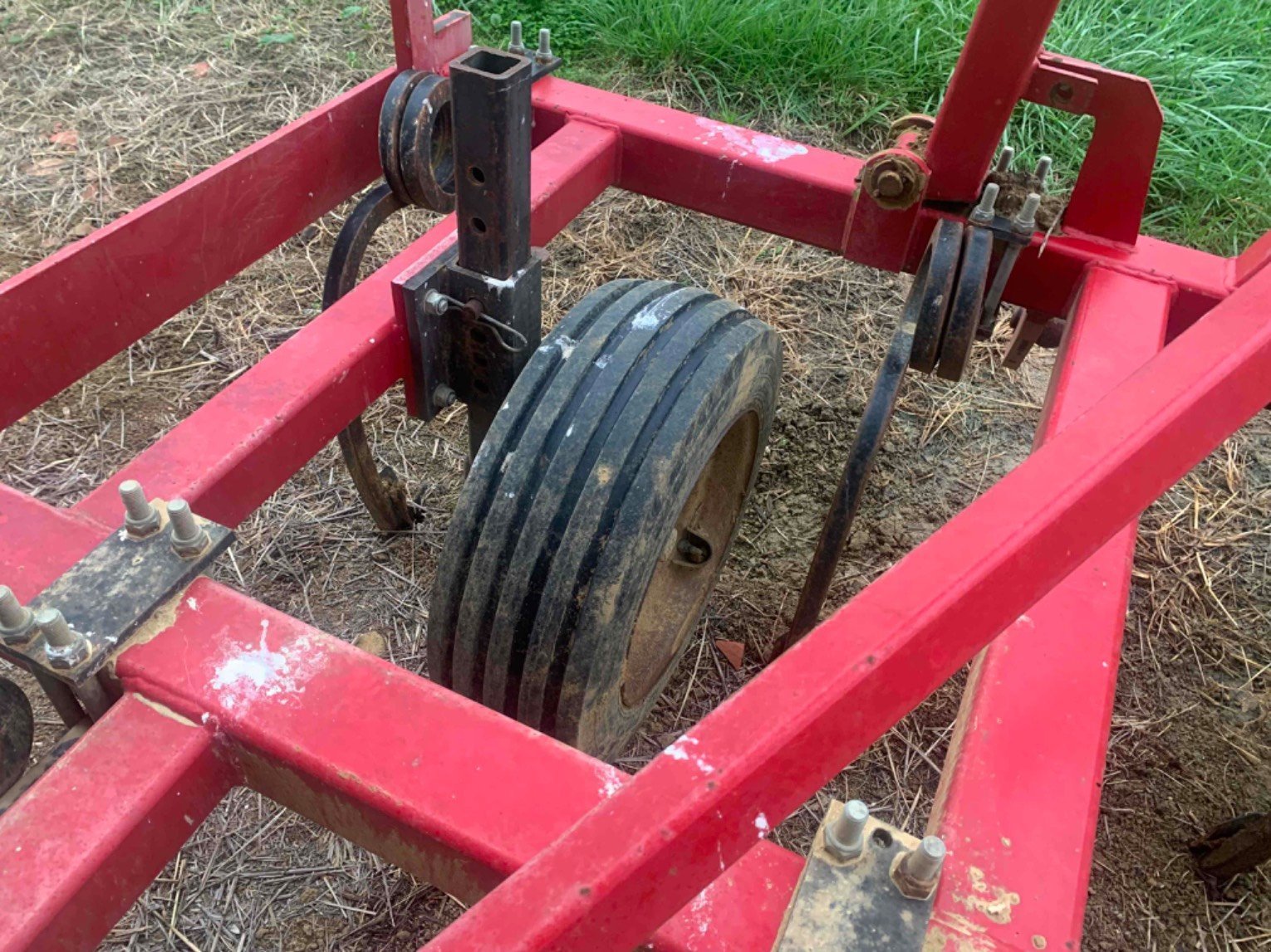 Grubber tip Sonstige Cultivateur à dent, Gebrauchtmaschine in ORLEIX (Poză 6)