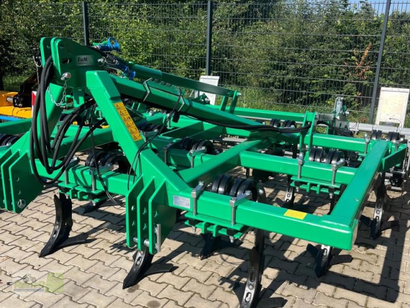 Grubber of the type Sonstige EUM Vibromix 30 steingesichert, Neumaschine in Wernberg-Köblitz