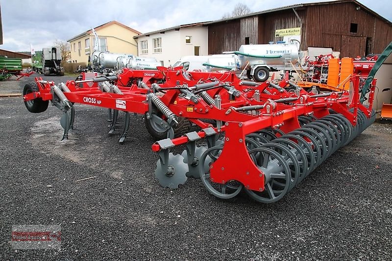 Grubber des Typs Unia Cross HP 6, Neumaschine in Ostheim/Rhön (Bild 2)