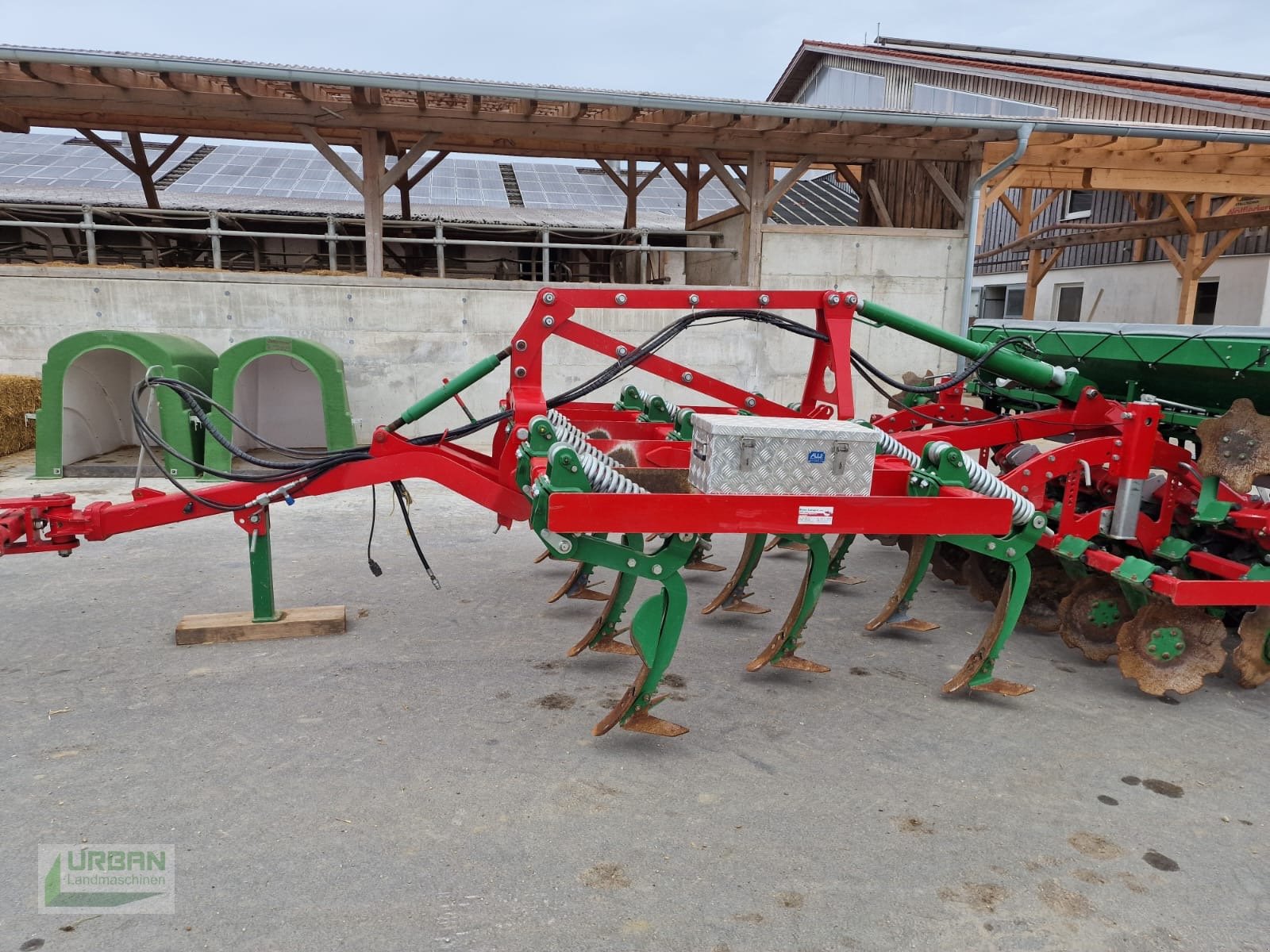 Grubber des Typs Unia Cross L Drive, Gebrauchtmaschine in Essenbach (Bild 2)