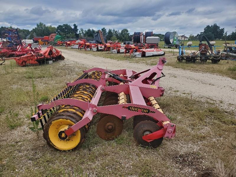 Grubber του τύπου Väderstad CARRIER400, Gebrauchtmaschine σε BRAY en Val (Φωτογραφία 3)