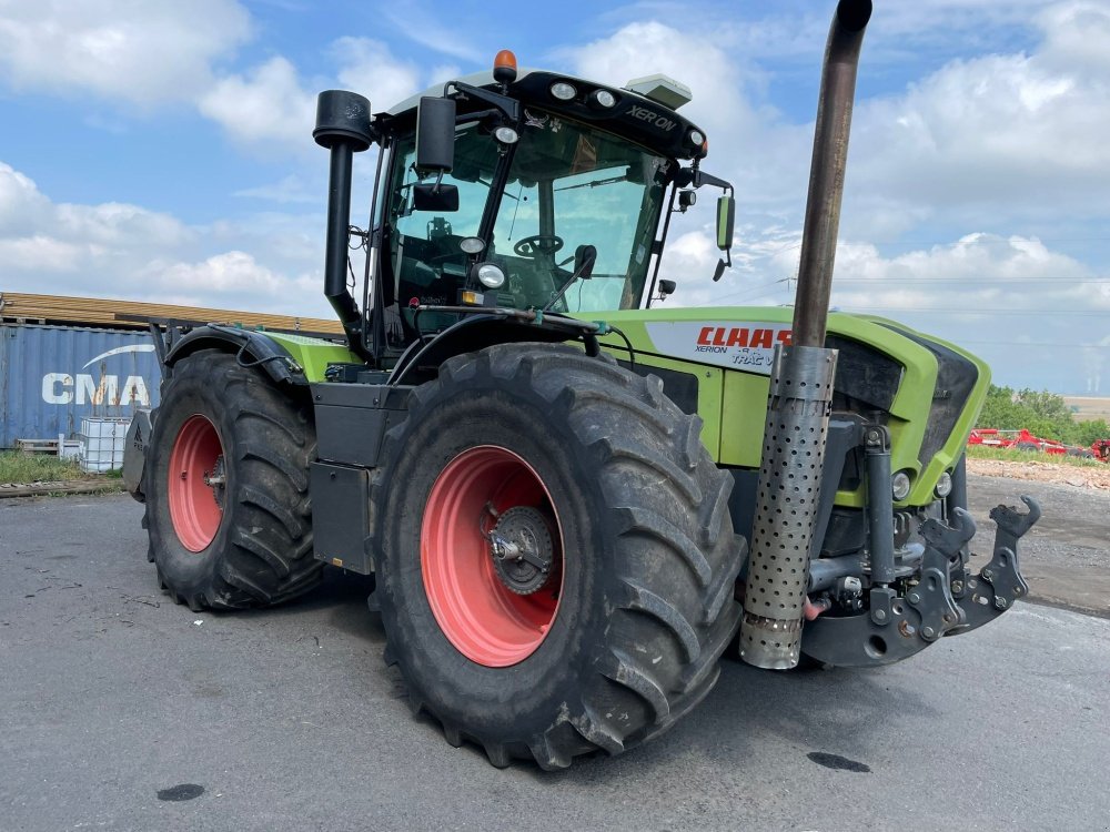 Grünlandtraktor za tip CLAAS Xerion 781, Gebrauchtmaschine u Praha (Slika 1)