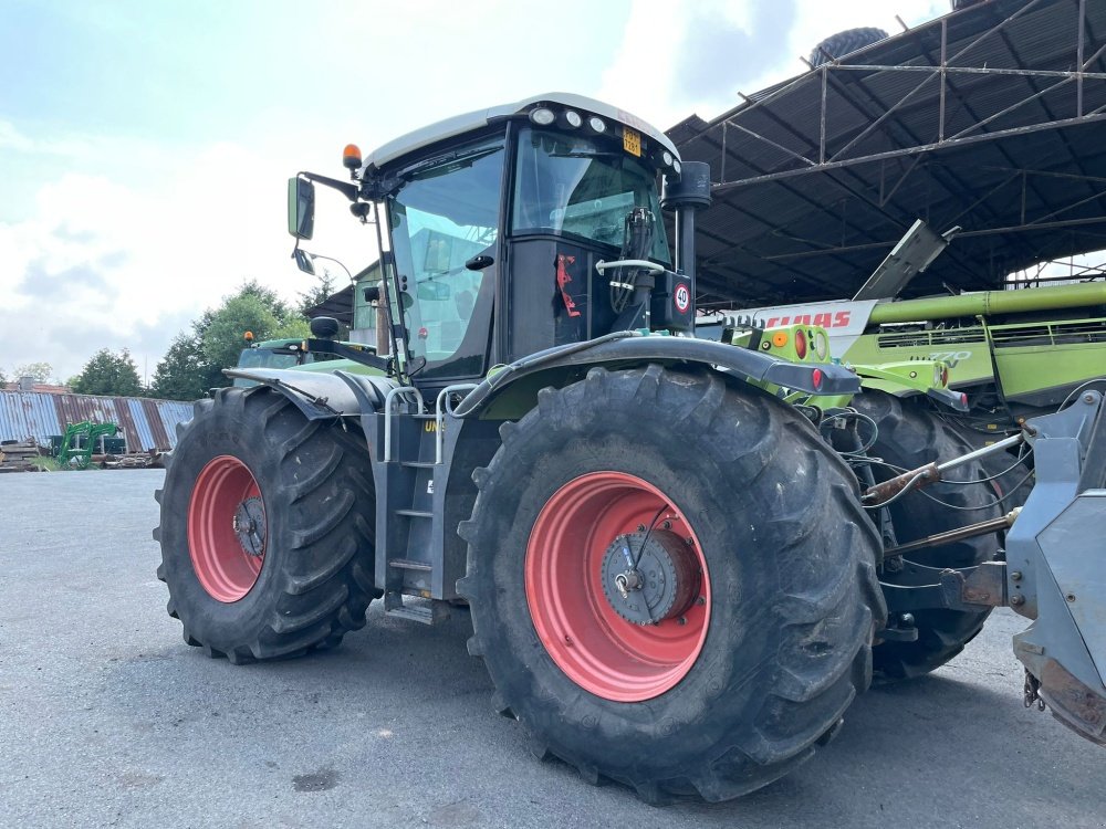 Grünlandtraktor a típus CLAAS Xerion 781, Gebrauchtmaschine ekkor: Praha (Kép 4)