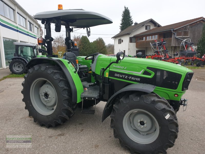 Grünlandtraktor Türe ait Deutz-Fahr 4080 E - Aktionspreis Ernteschlussverkauf-, Neumaschine içinde Diessen