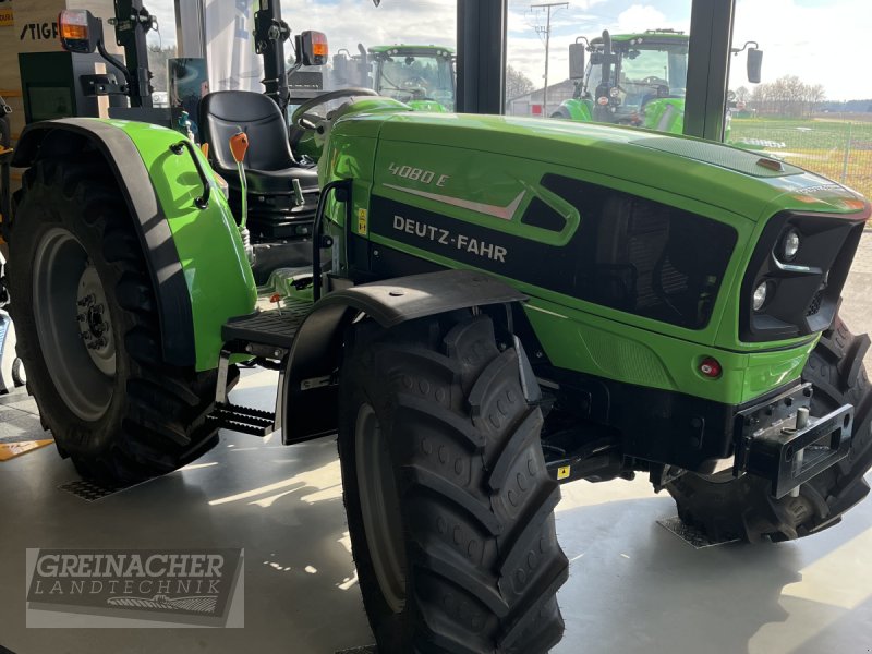 Grünlandtraktor of the type Deutz-Fahr 4080 E, Neumaschine in Pfullendorf (Picture 1)