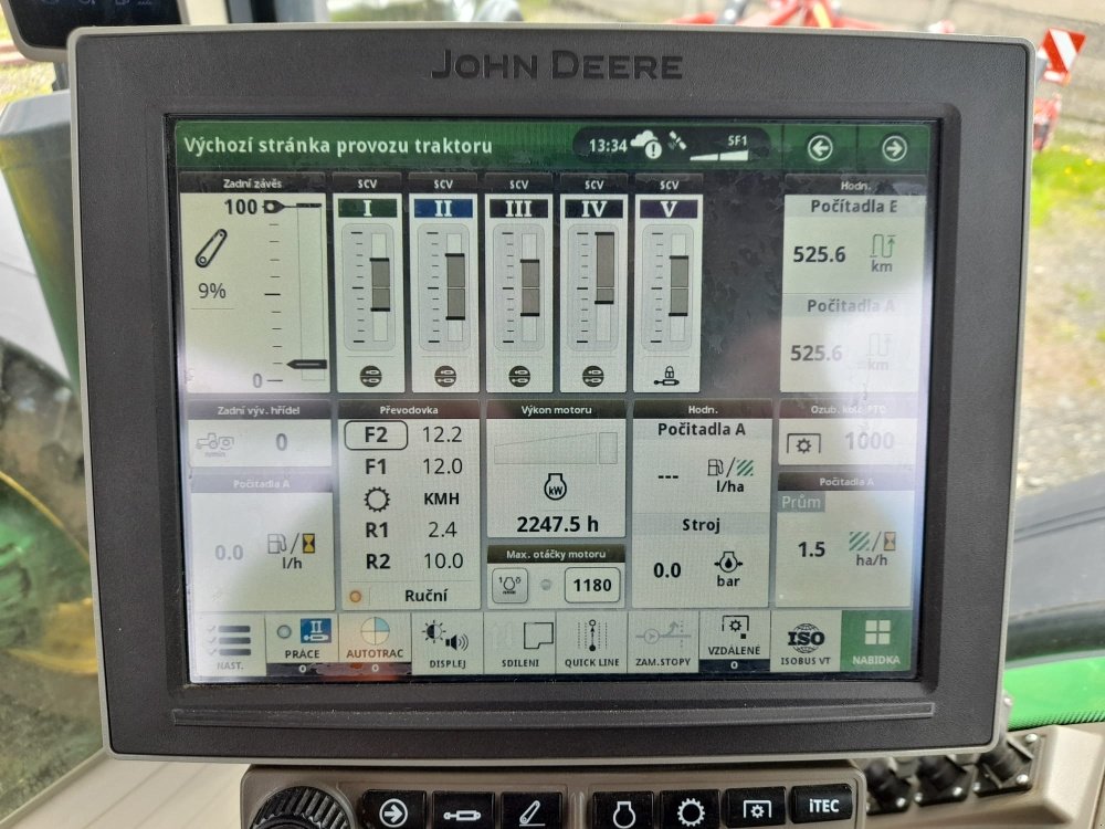 Grünlandtraktor van het type John Deere 8R 340, Gebrauchtmaschine in Praha (Foto 5)