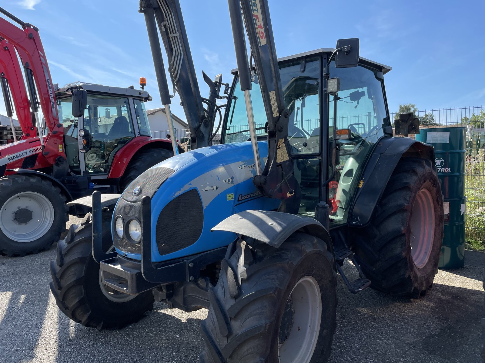 Grünlandtraktor van het type Landini Powerfarm 90, Gebrauchtmaschine in Eichendorf (Foto 1)