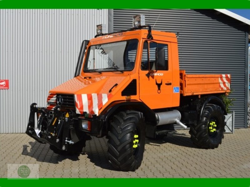 Mercedes Benz Unimog U110418 Grünlandtraktor