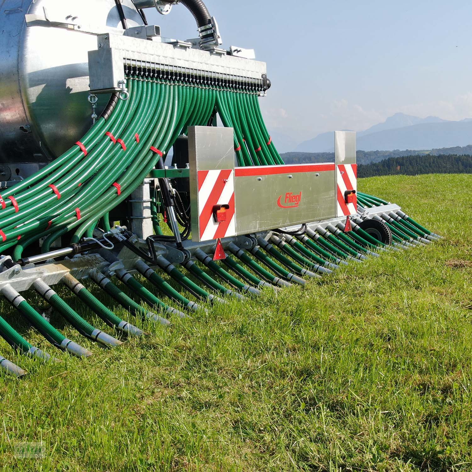 Gülleeinarbeitungstechnik van het type Fliegl compact 9, Neumaschine in Bruckmühl (Foto 4)