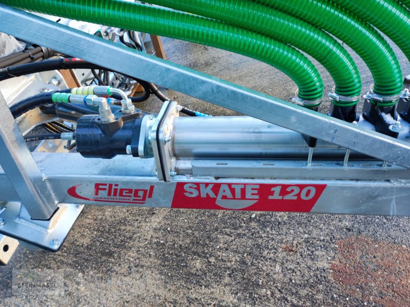 Gülleeinarbeitungstechnik van het type Fliegl Skate 120, Neumaschine in Petting (Foto 1)
