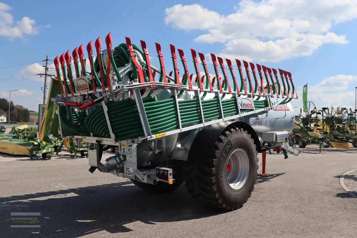 Gülleeinarbeitungstechnik del tipo Vakutec Schleppschuh 12/48, Neumaschine en Gampern (Imagen 1)