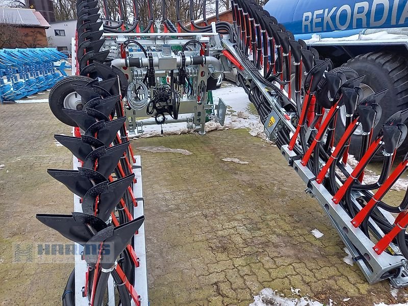 Gülleeinarbeitungstechnik del tipo Vogelsang Black Bird 15m  Schleppschuhverteiler Gülleverteiler, Neumaschine en Sassenholz (Imagen 2)