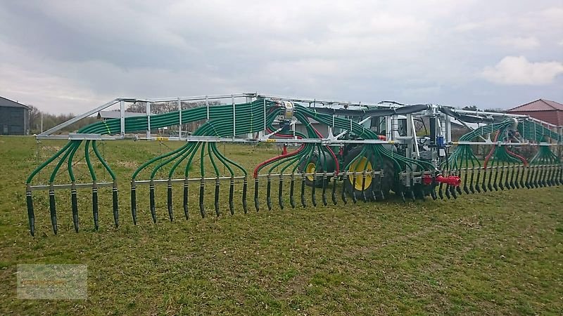 Gülleeinarbeitungstechnik des Typs Vogelsang Schleppschuh BackPac 15m / 18m Hüntelmann, Neumaschine in Freiburg/Elbe (Bild 12)