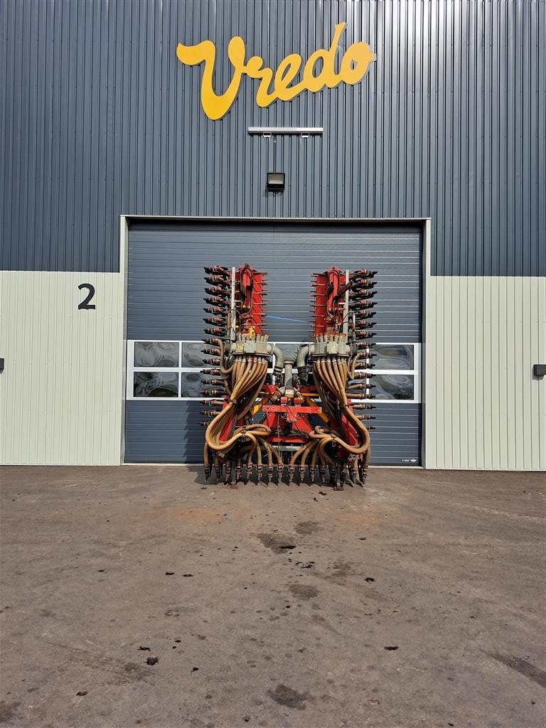 Gülleeinarbeitungstechnik del tipo Vredo ZB 12068 Der er 2x spadeventil til tømning af fordeler, Gebrauchtmaschine en Ulfborg (Imagen 4)