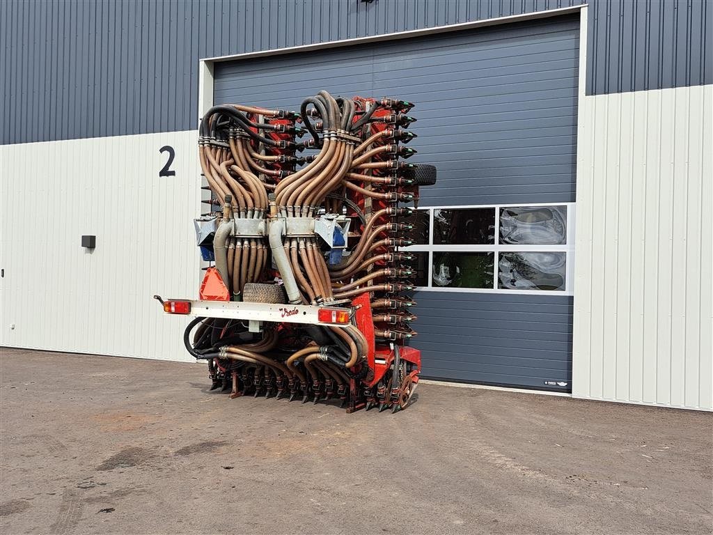 Gülleeinarbeitungstechnik van het type Vredo ZB3 12068 Der er monteret 2 X 2 støttehjul i front., Gebrauchtmaschine in Ulfborg (Foto 6)