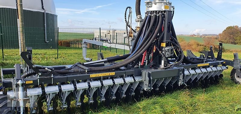 Güllescheibenegge del tipo Sonstige SEV6 Güllescheibenegge 6 Meter Verschlauchung Fassanbau, Neumaschine In Freiburg/Elbe (Immagine 12)