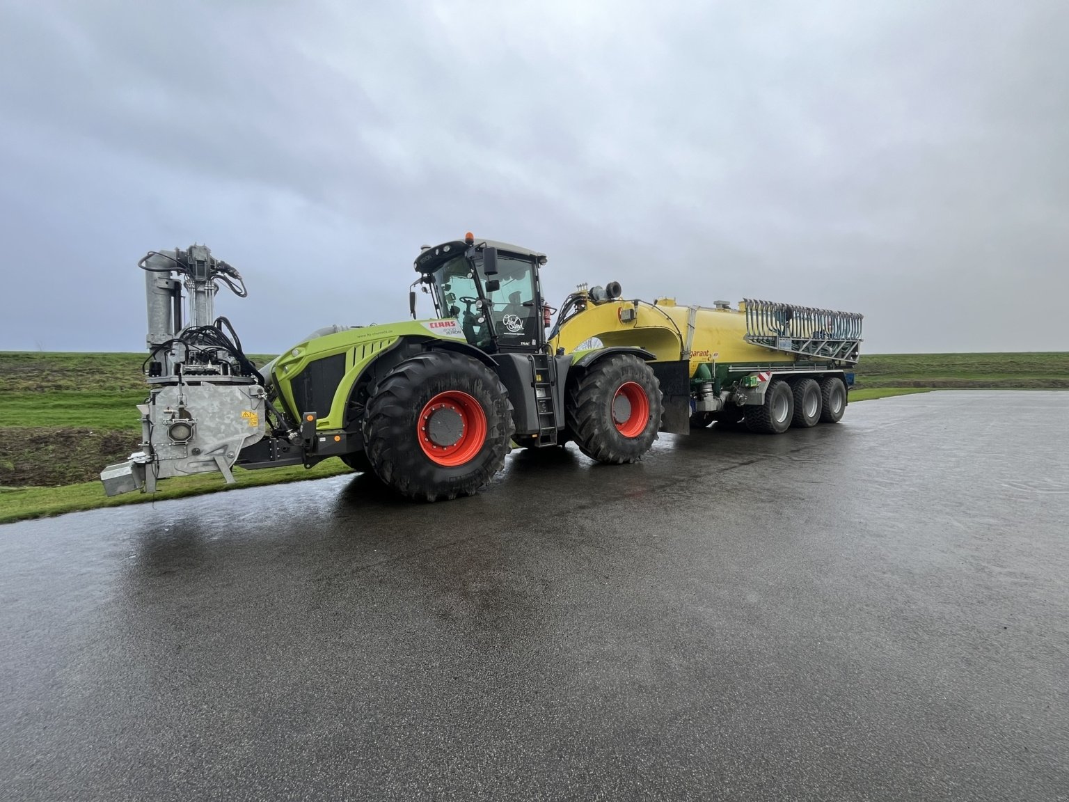 Gülleselbstfahrer tipa CLAAS CLAAS XERION 4000/KOTTE PTLX 32000, Gebrauchtmaschine u Biervliet (Slika 1)