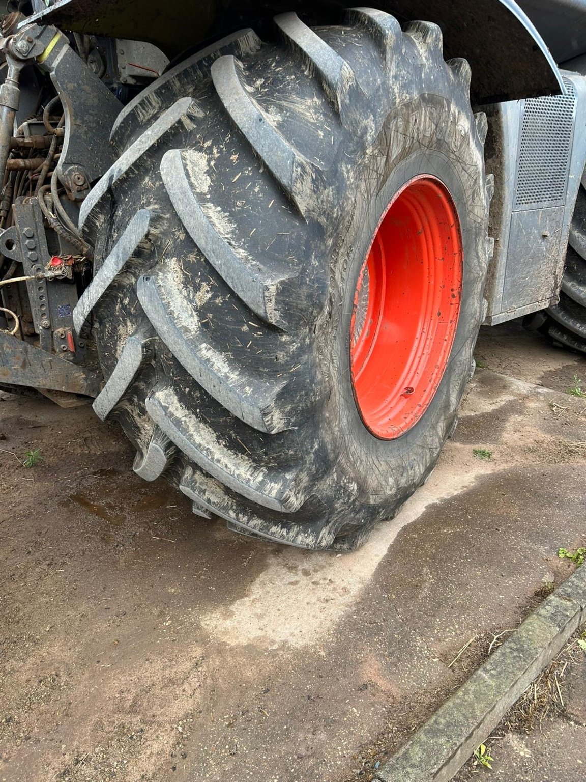 Gülleselbstfahrer typu CLAAS Xerion 4000 SGT, Gebrauchtmaschine v Biervliet (Obrázok 5)