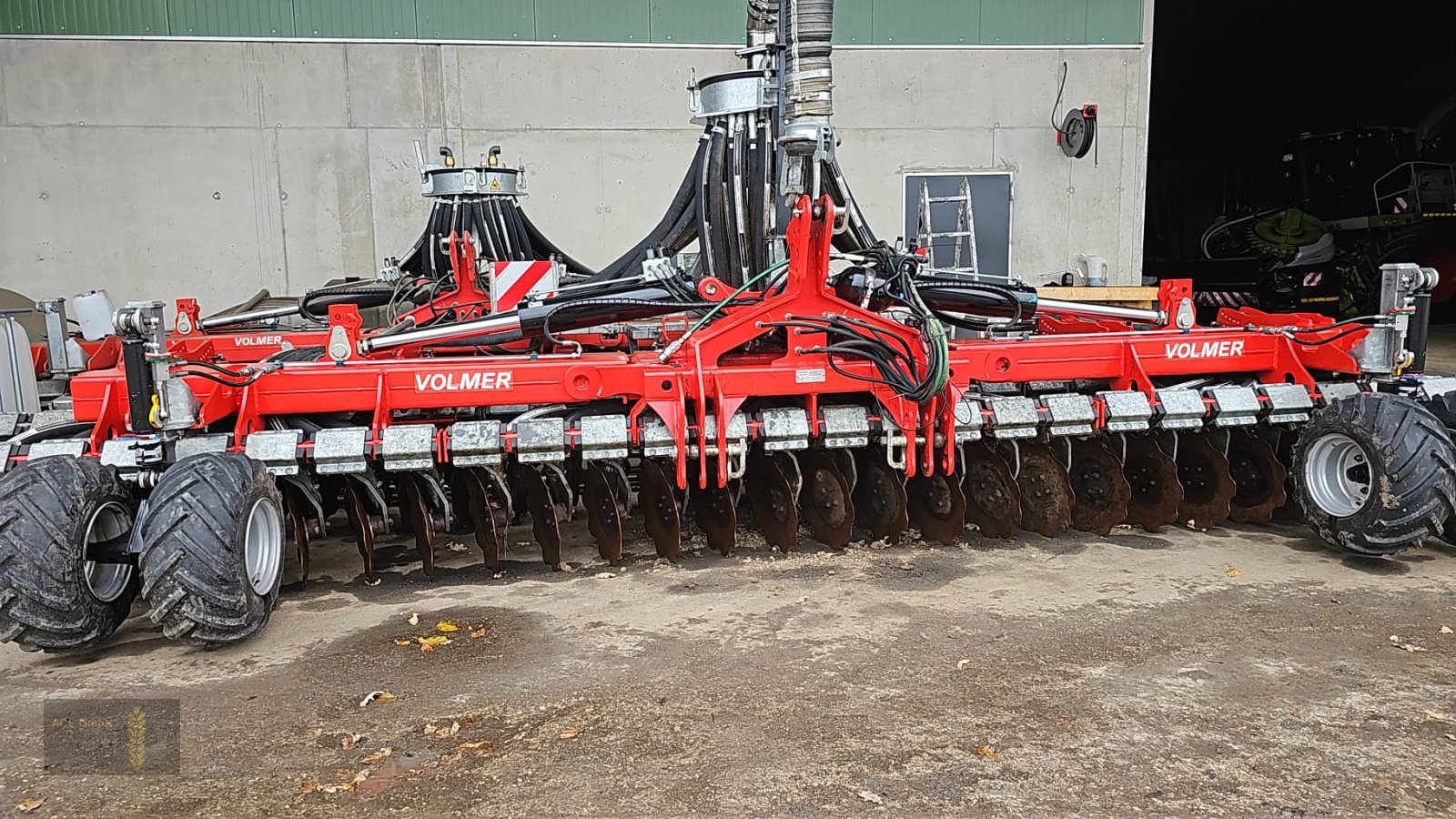 Gülleselbstfahrer of the type CLAAS Xerion 4200 Saddle Trac RTK / BOMECH / Volmer, Gebrauchtmaschine in Eichendorf (Picture 7)