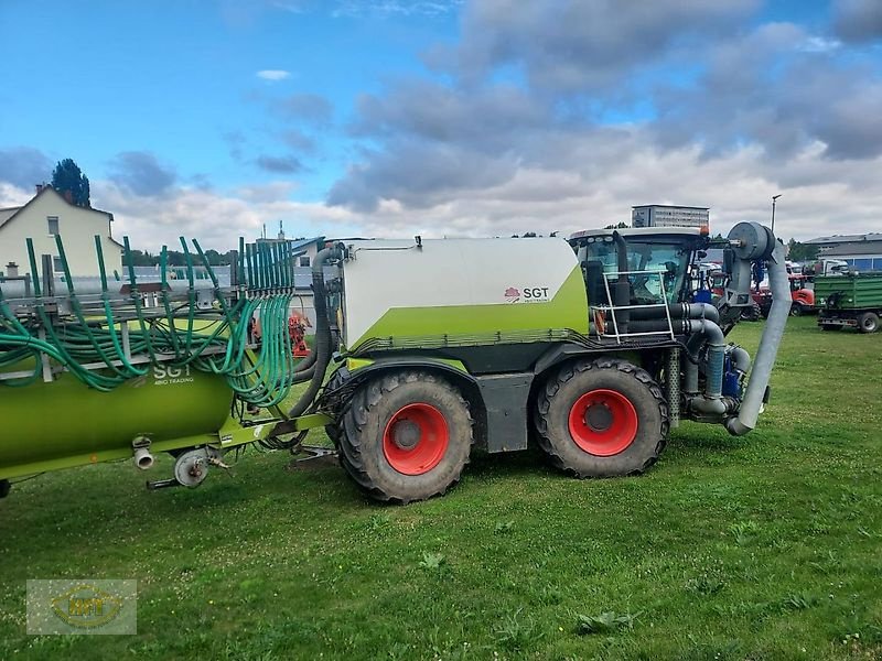 Gülleselbstfahrer typu CLAAS Xerion Saddle Trac 3800 Inkl. Fass, Anhängefass und 2 Gestänge, Gebrauchtmaschine v Mühlhausen-Görmar (Obrázek 4)