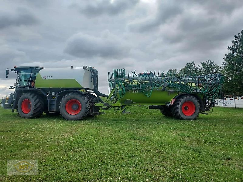 Gülleselbstfahrer du type CLAAS Xerion Saddle Trac 3800 Inkl. Fass, Anhängefass und 2 Gestänge, Gebrauchtmaschine en Mühlhausen-Görmar (Photo 5)