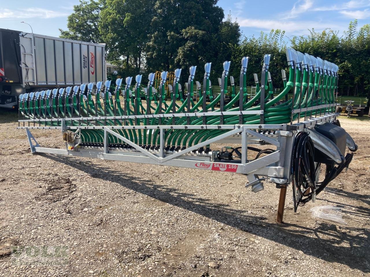 Gülleselbstfahrer des Typs Fliegl SKATE 150, Neumaschine in Friedberg-Derching (Bild 4)