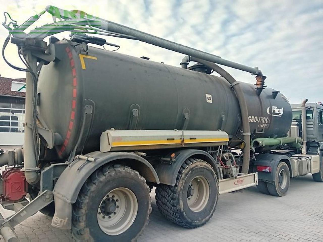 Gülleselbstfahrer tip Fliegl stf 27500 sattel transportfaß, Gebrauchtmaschine in NEUKIRCHEN V. WALD (Poză 7)