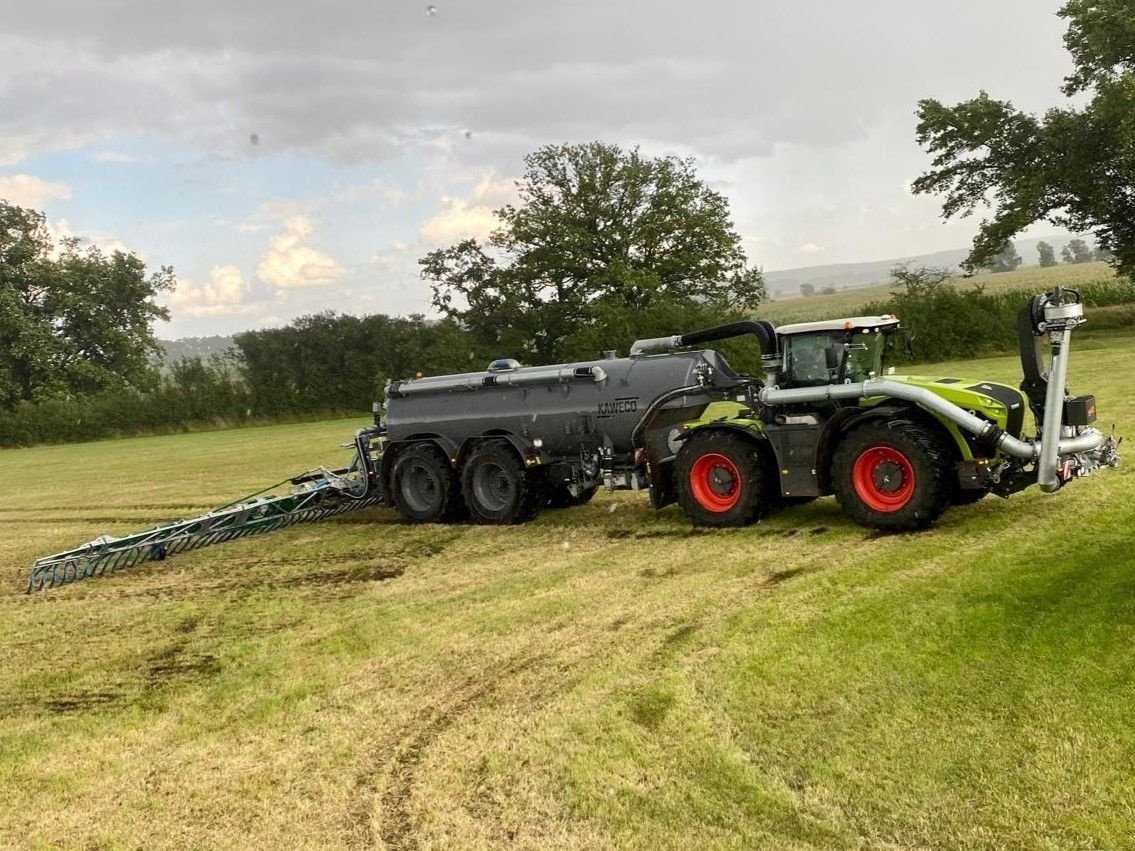 Gülleselbstfahrer typu Sonstige Claas Xerion 4500 - Kaweco 28m3, Gebrauchtmaschine w Dodewaard (Zdjęcie 3)