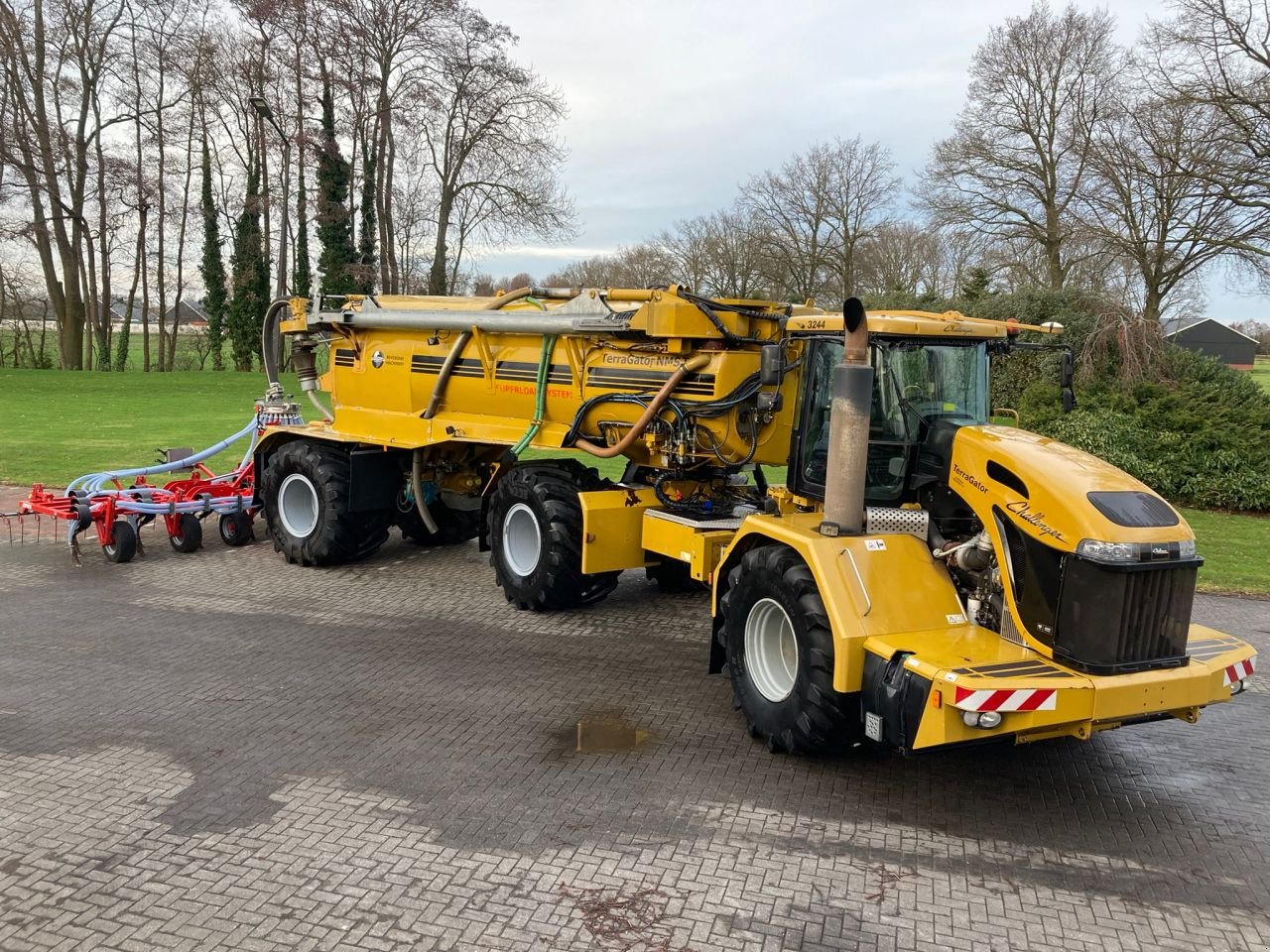 Gülleselbstfahrer van het type Terra Gator 3244 NMS trailer, Gebrauchtmaschine in Vriezenveen (Foto 1)