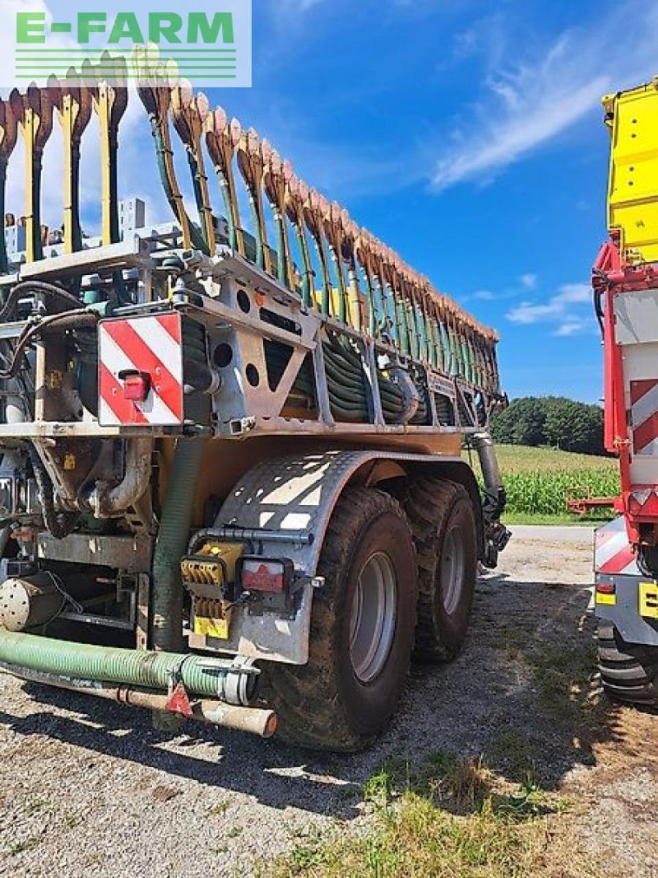 Gülleselbstfahrer del tipo Zunhammer mke 14 pu mit 15 m glidefix mit doppeldüse, Gebrauchtmaschine In NEUKIRCHEN V. WALD (Immagine 6)