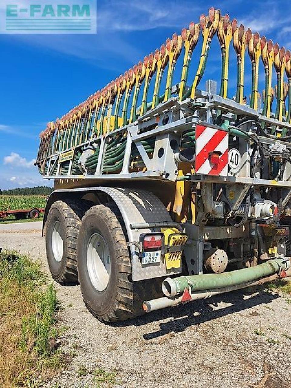 Gülleselbstfahrer del tipo Zunhammer mke 14 pu mit 15 m glidefix mit doppeldüse, Gebrauchtmaschine en NEUKIRCHEN V. WALD (Imagen 4)