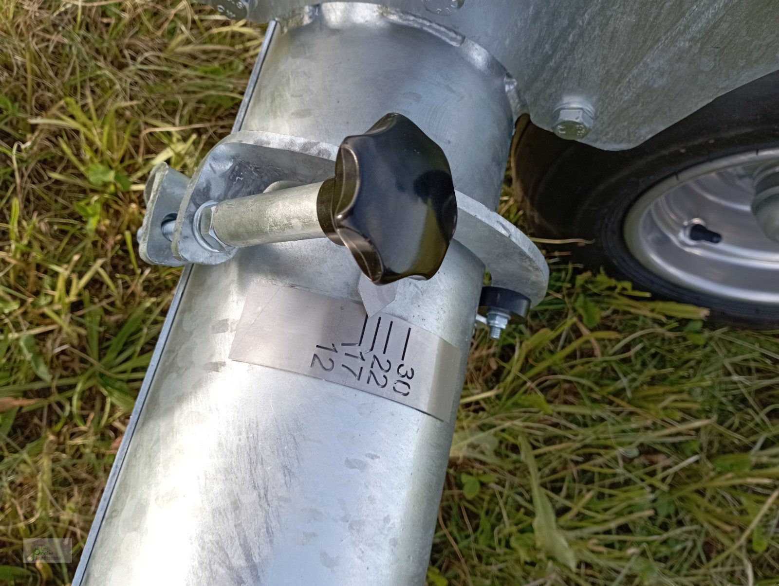 Gülleverteiltechnik van het type BHE Agrotec GmbH Rohrverteiler Typ 1200, Neumaschine in Bad Kötzting (Foto 13)