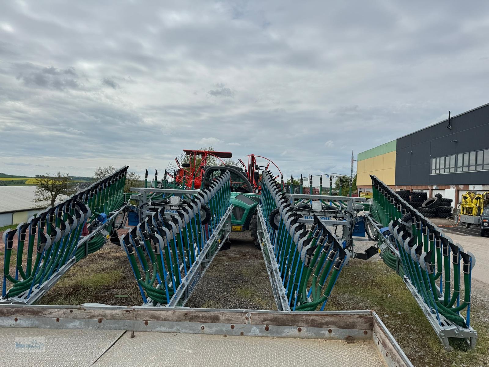 Gülleverteiltechnik des Typs Bomech Speedy, Neumaschine in Buchen-Hollerbach (Bild 1)