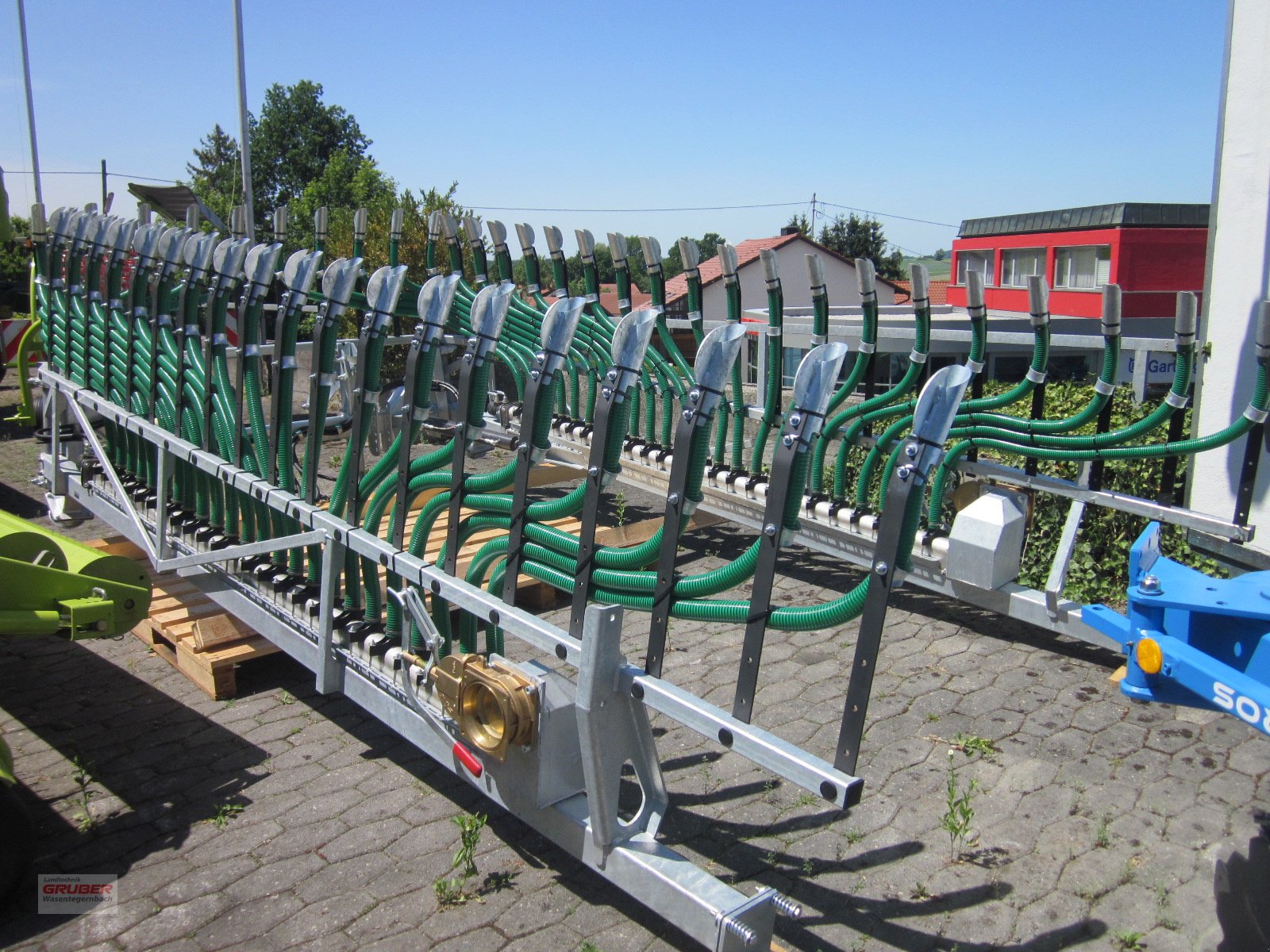 Gülleverteiltechnik of the type Fliegl Skate 120 Schleppschuhverteiler für Güllefass - Vorbestellt!, Neumaschine in Dorfen (Picture 2)