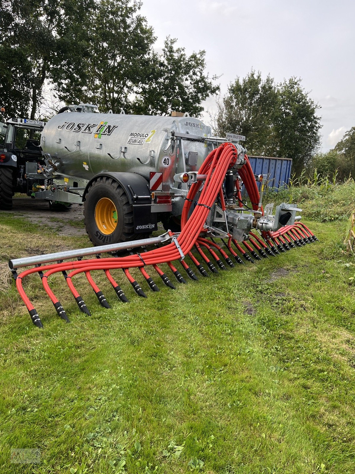 Gülleverteiltechnik des Typs Mastek Schleppschlauchverteiler Schleppschuhverteiler zur Nachrüstung, Neumaschine in Südbrookmerland (Bild 4)