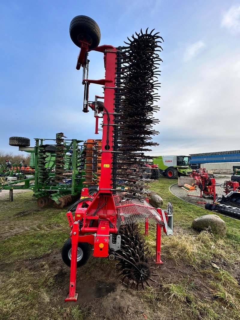 Hackgerät des Typs Pöttinger Rotocare V12400 Rollhacke, Gebrauchtmaschine in Liebenwalde (Bild 9)