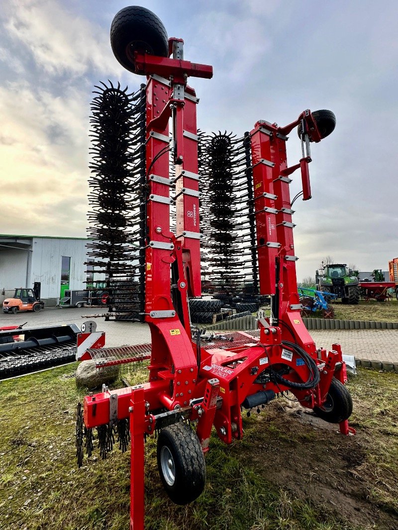 Hackgerät des Typs Pöttinger Rotocare V12400 Rollhacke, Gebrauchtmaschine in Liebenwalde (Bild 10)