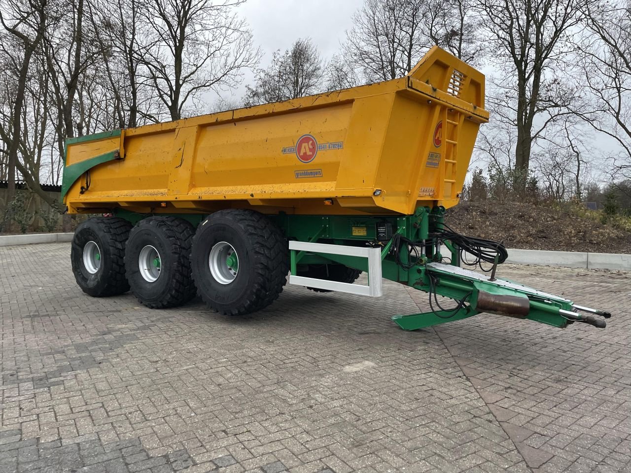 Häcksel Transportwagen des Typs Alasco Tridem Gronddumper, Gebrauchtmaschine in Vriezenveen (Bild 3)