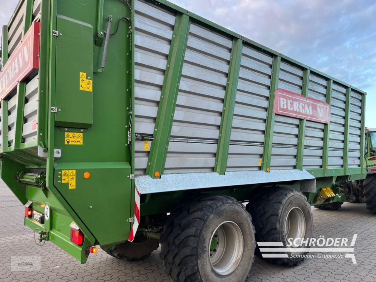 Häcksel Transportwagen van het type Bergmann HTW 45 S, Neumaschine in Leizen (Foto 5)