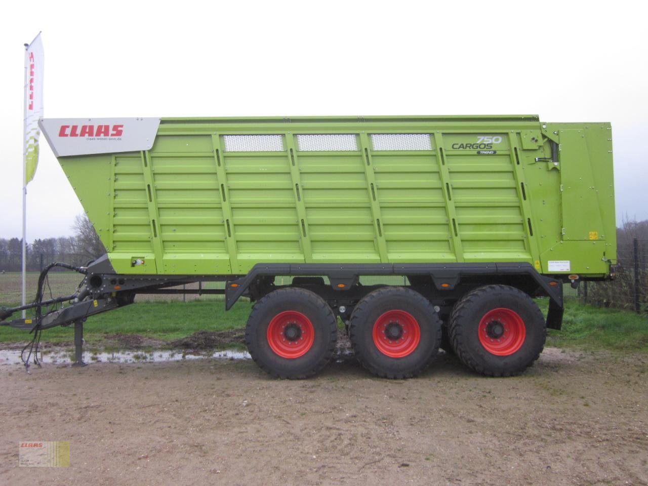 Häcksel Transportwagen del tipo CLAAS CARGOS 750 TREND Tridem, Gebrauchtmaschine en Neerstedt (Imagen 2)