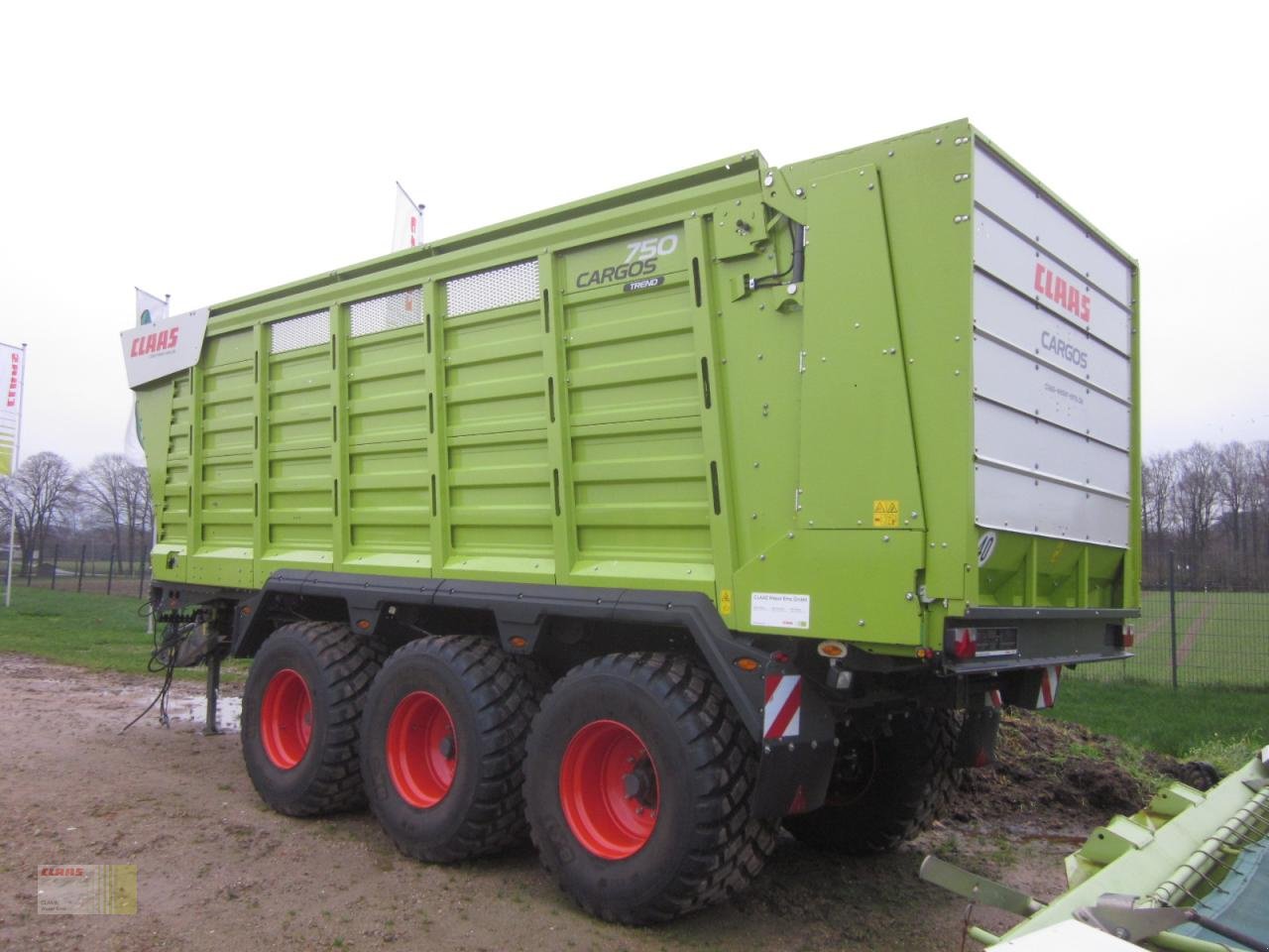 Häcksel Transportwagen des Typs CLAAS CARGOS 750 TREND Tridem, Gebrauchtmaschine in Neerstedt (Bild 3)