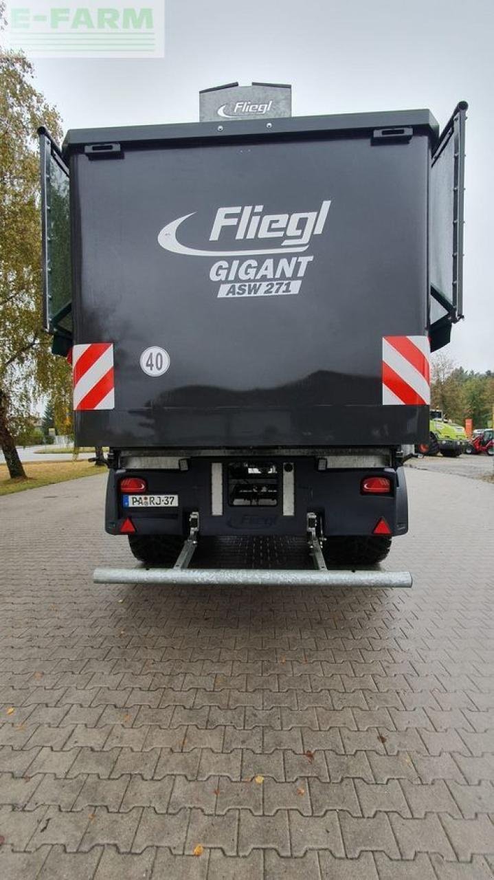 Häcksel Transportwagen του τύπου Fliegl asw 271 compact fox tandem, Gebrauchtmaschine σε NEUKIRCHEN V. WALD (Φωτογραφία 2)