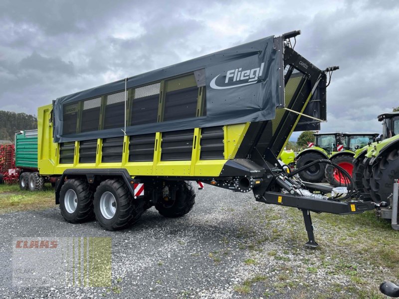 Häcksel Transportwagen des Typs Fliegl Cargos 750 Trend, Neumaschine in Vachdorf