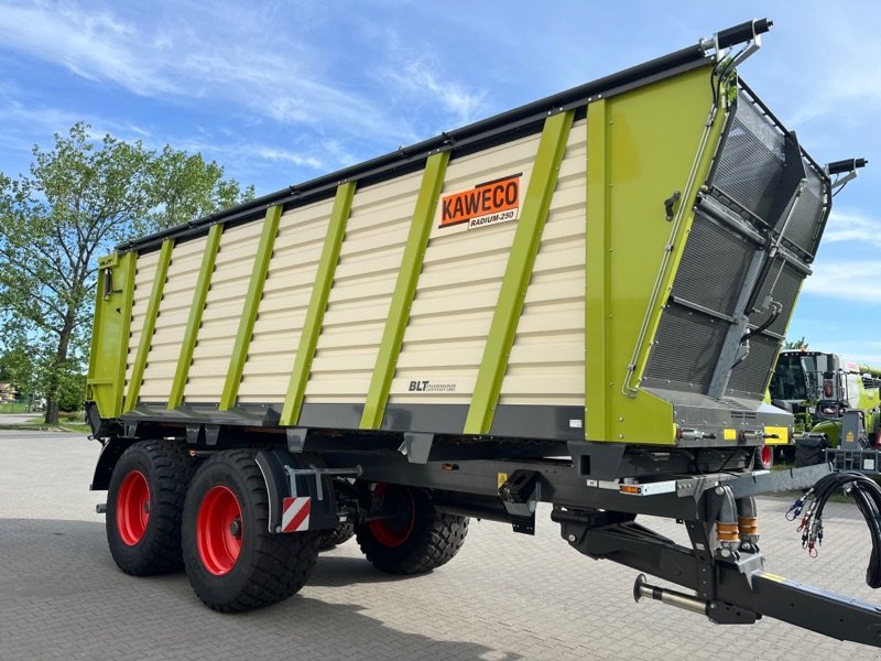 Häcksel Transportwagen des Typs Kaweco Radium 250, Neumaschine in Nauen (Bild 4)