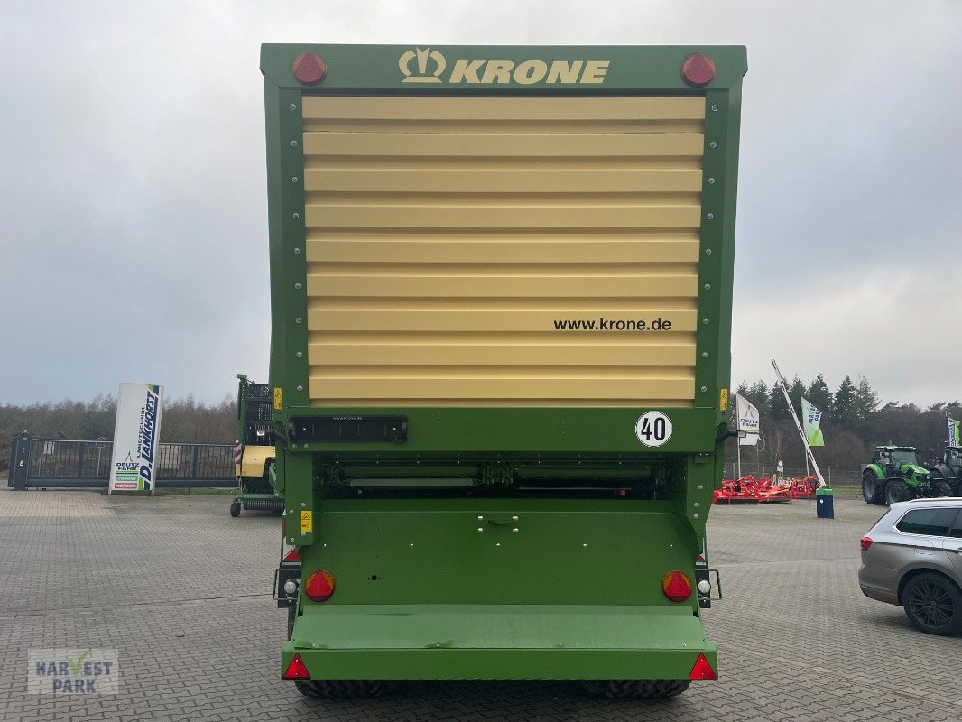 Häcksel Transportwagen des Typs Krone TX 460 D, Neumaschine in Emsbüren (Bild 3)