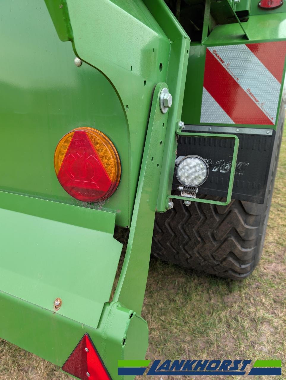 Häcksel Transportwagen des Typs Krone TX 460 D, Neumaschine in Emsbüren (Bild 12)