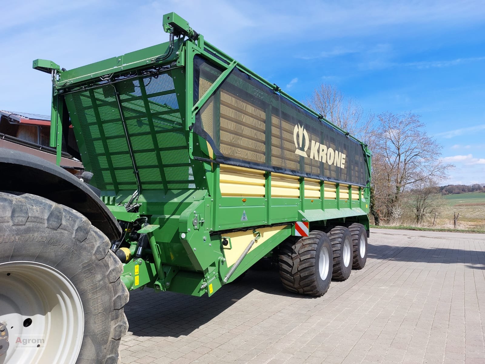 Häcksel Transportwagen del tipo Krone TX560, Neumaschine en Riedhausen (Imagen 4)