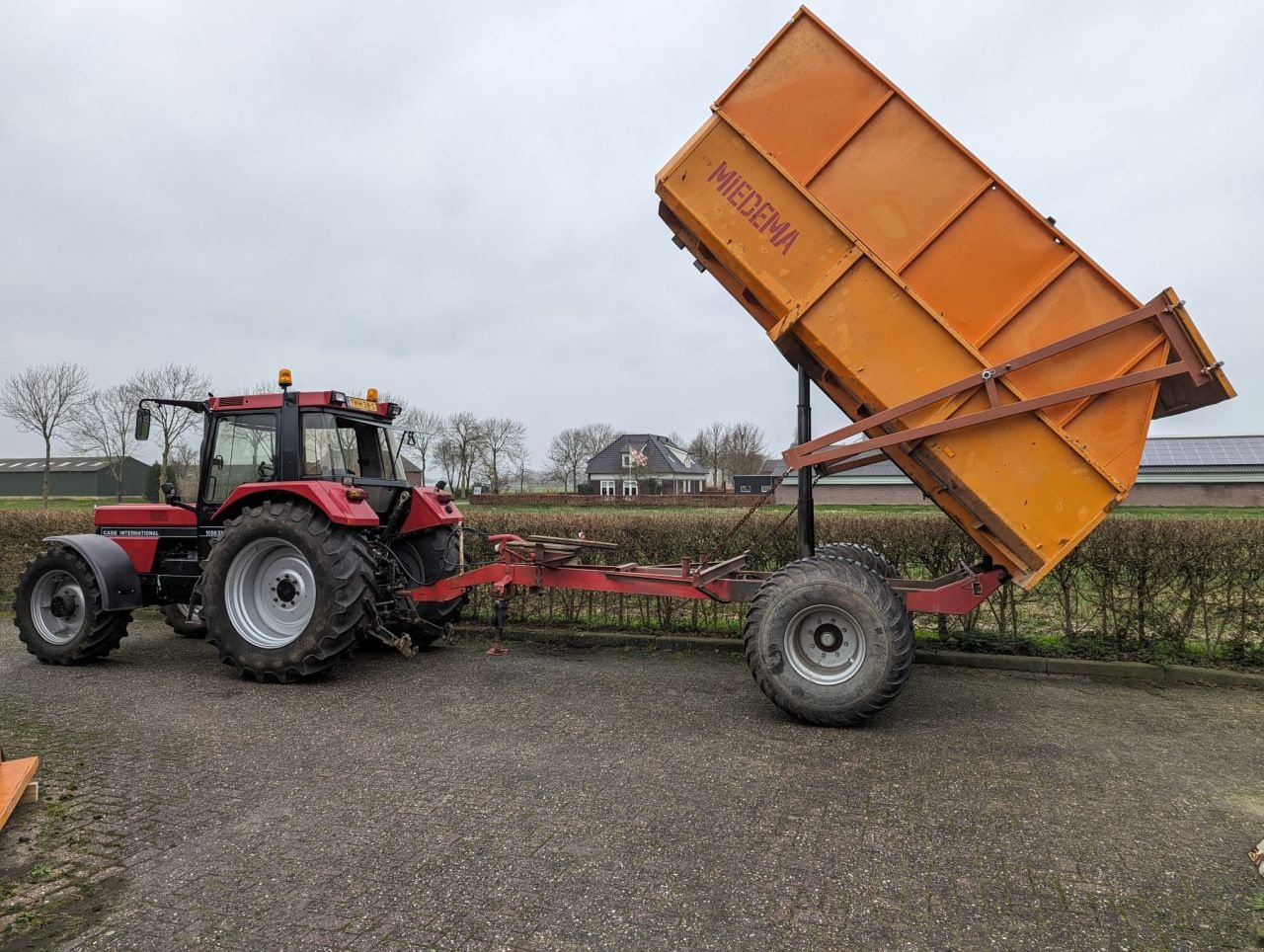 Häcksel Transportwagen des Typs Miedema Enkelas kieper, Gebrauchtmaschine in Geffen (Bild 1)