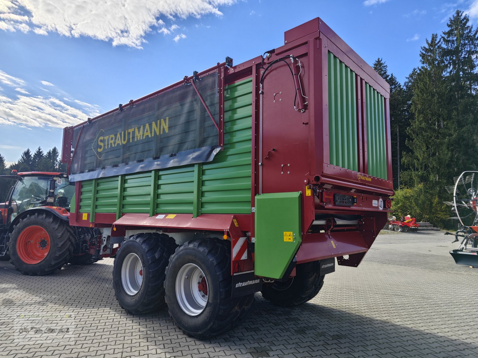 Häcksel Transportwagen des Typs Strautmann Giga Trailer 400, Gebrauchtmaschine in Eging am See (Bild 3)